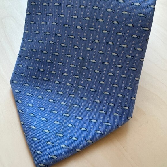 Salvatore Ferragamo Genuine Blue Fish Fishing Luxury Mens 100% Silk Tie Necktie - Picture 14 of 15